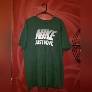 Nike Men's Tshirt